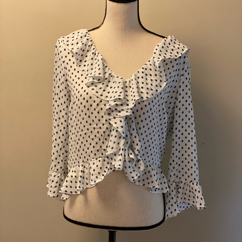 Gap cropped ruffle blouse. Size large